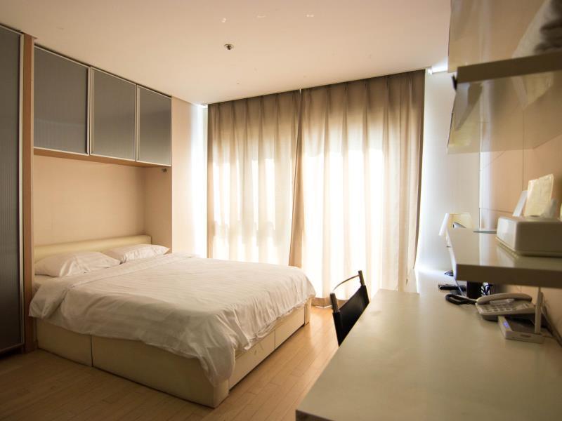 까사빌 신촌 레지던스 객실