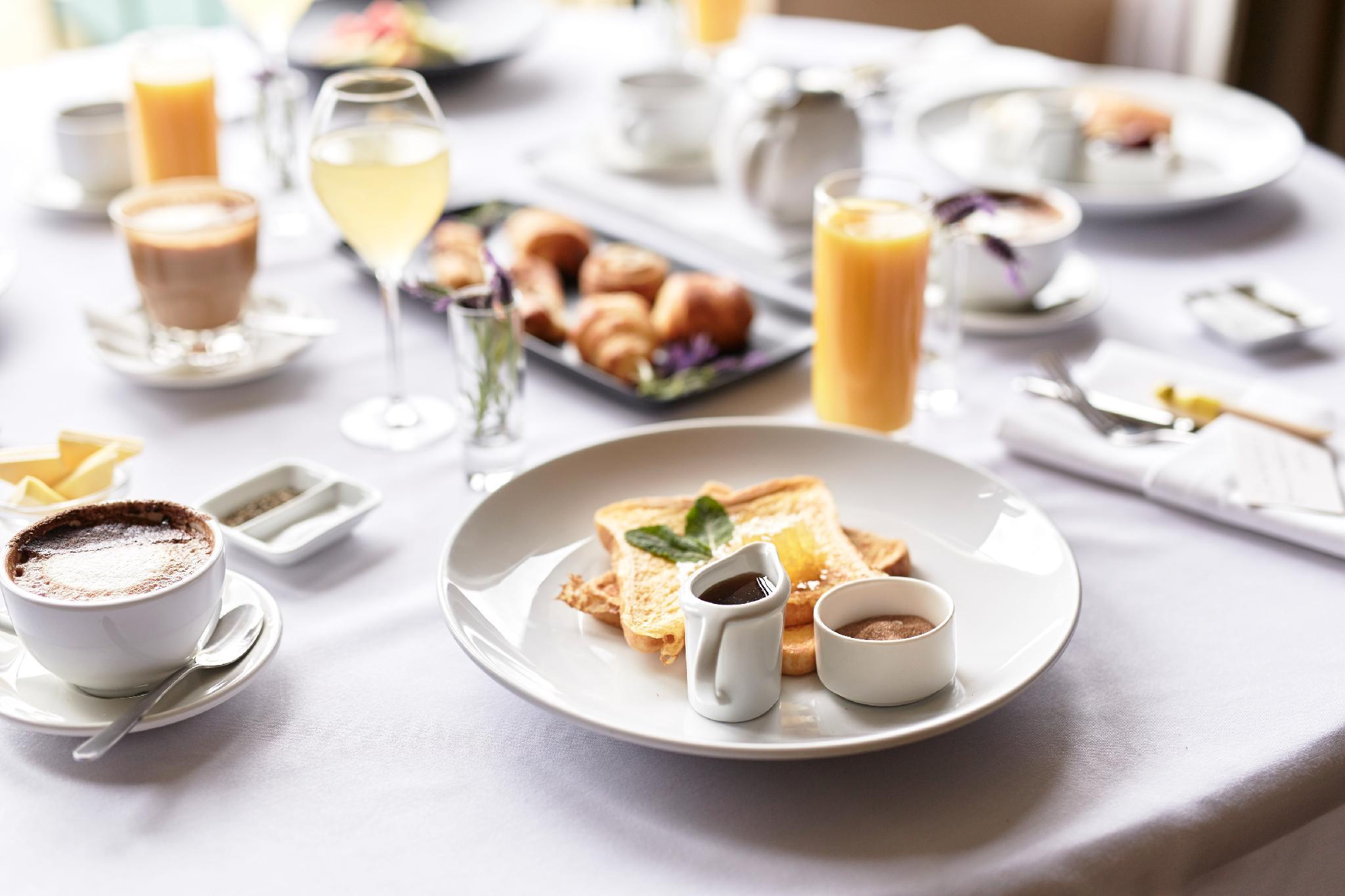 노보텔 스위트 앰배서더 서울 용산 시설